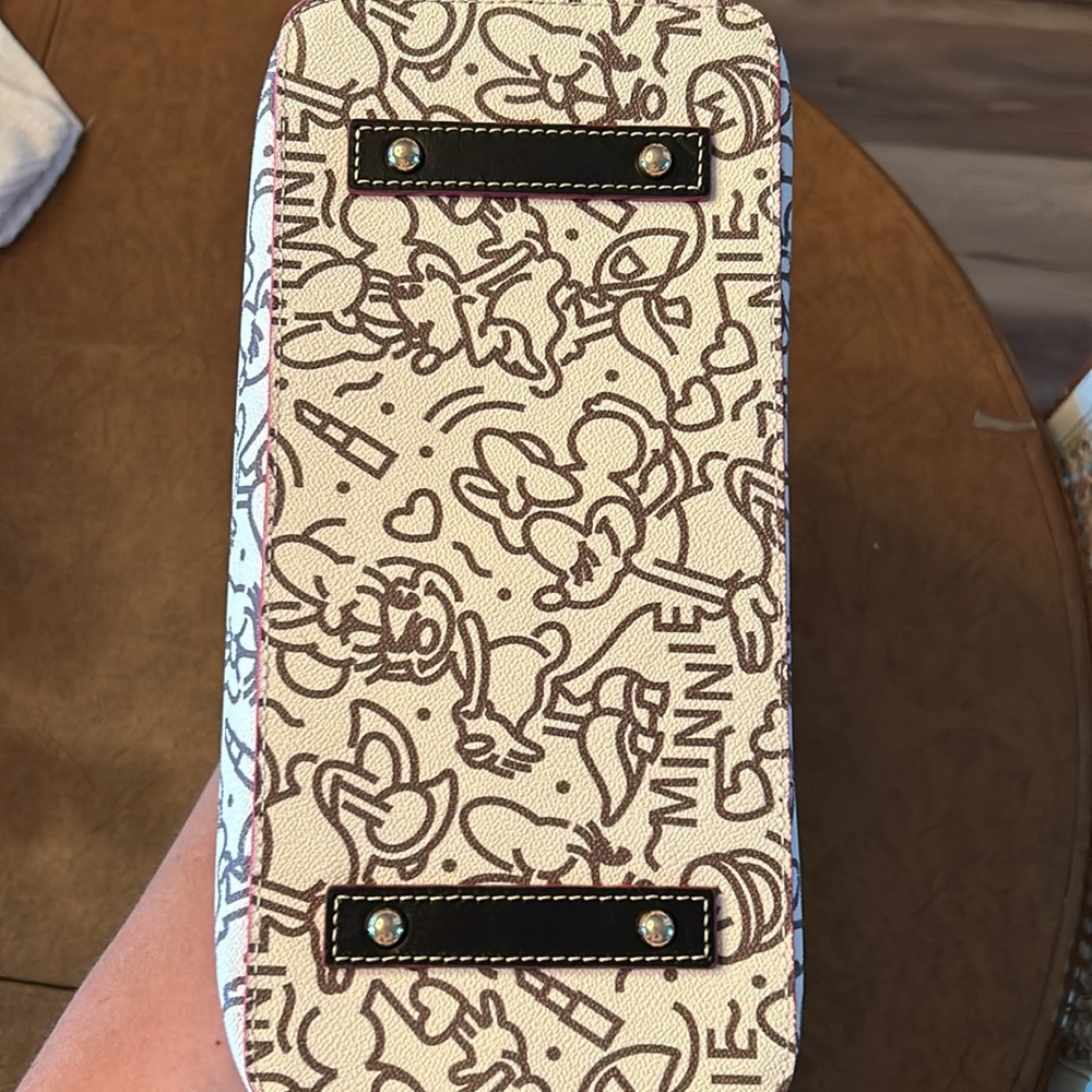 Dooney & Bourke Disney tote - Minnie Mouse - Picture 2 of 4